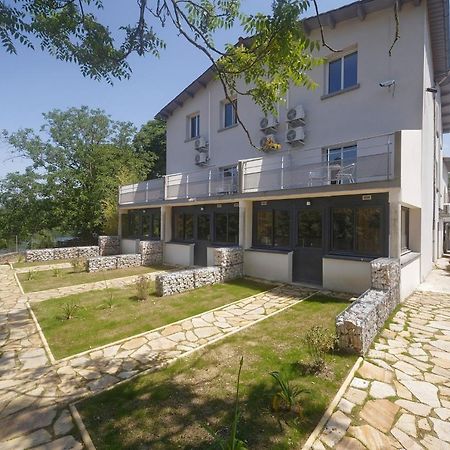 Appart-Hotel Du Lac Foix Exteriör bild